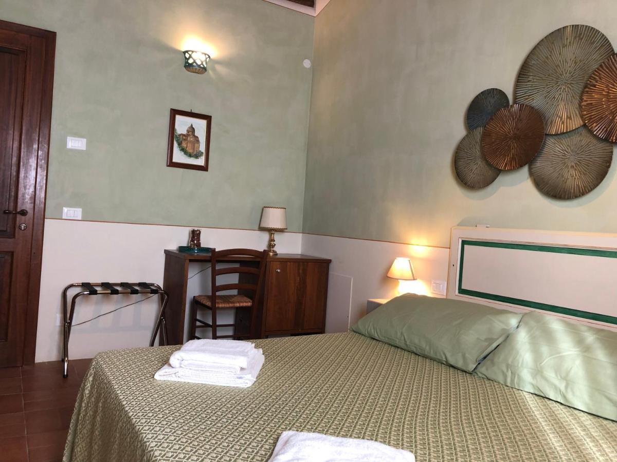 La Rugantina Hotel Кортона Екстериор снимка